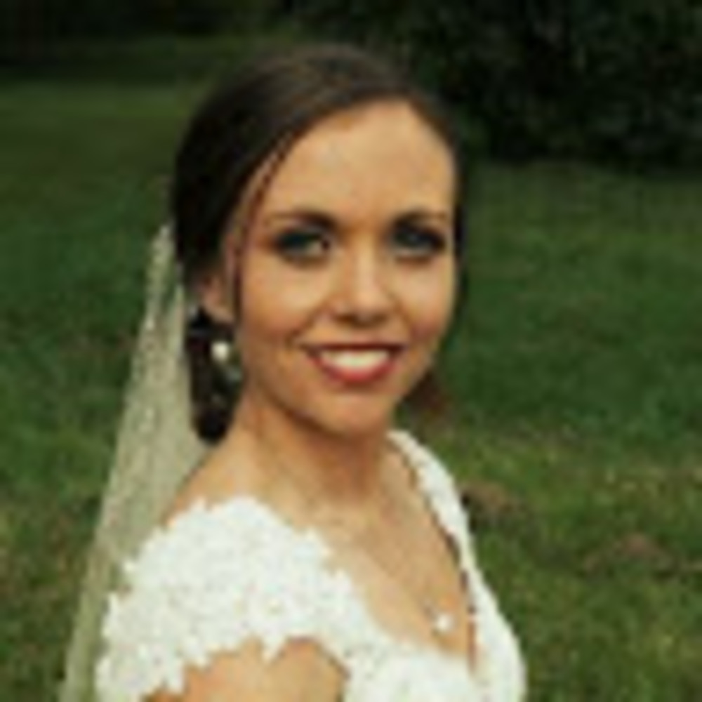 Meet your Posher, Caitlin